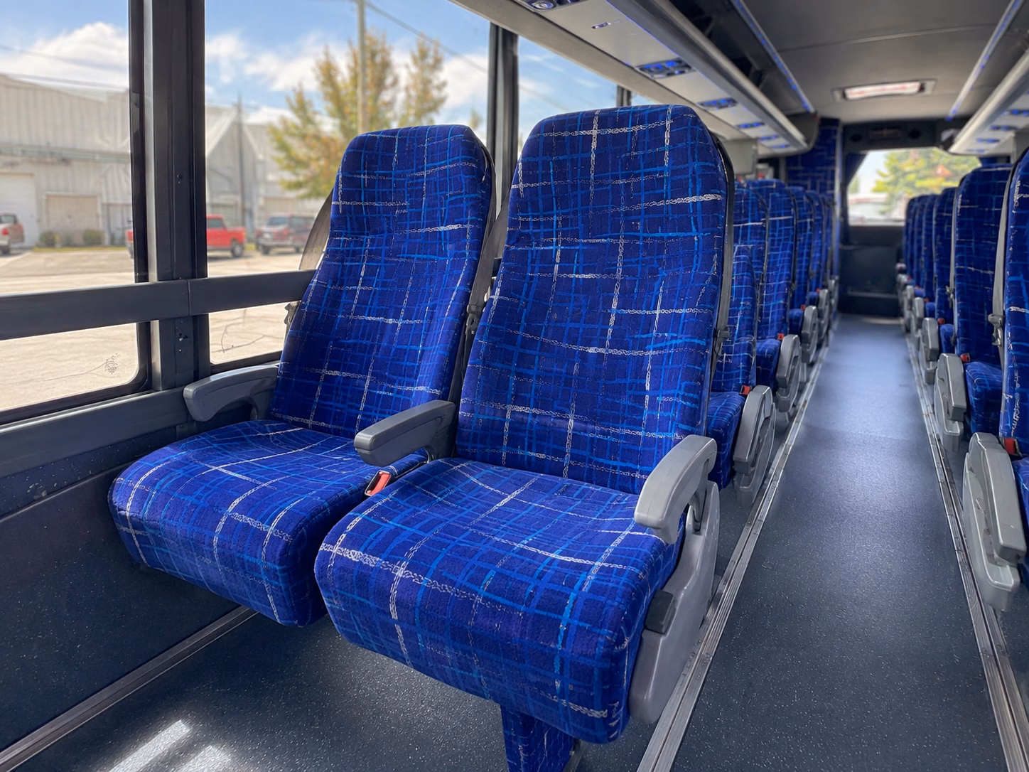 oxnard airport shuttles for military and government travel