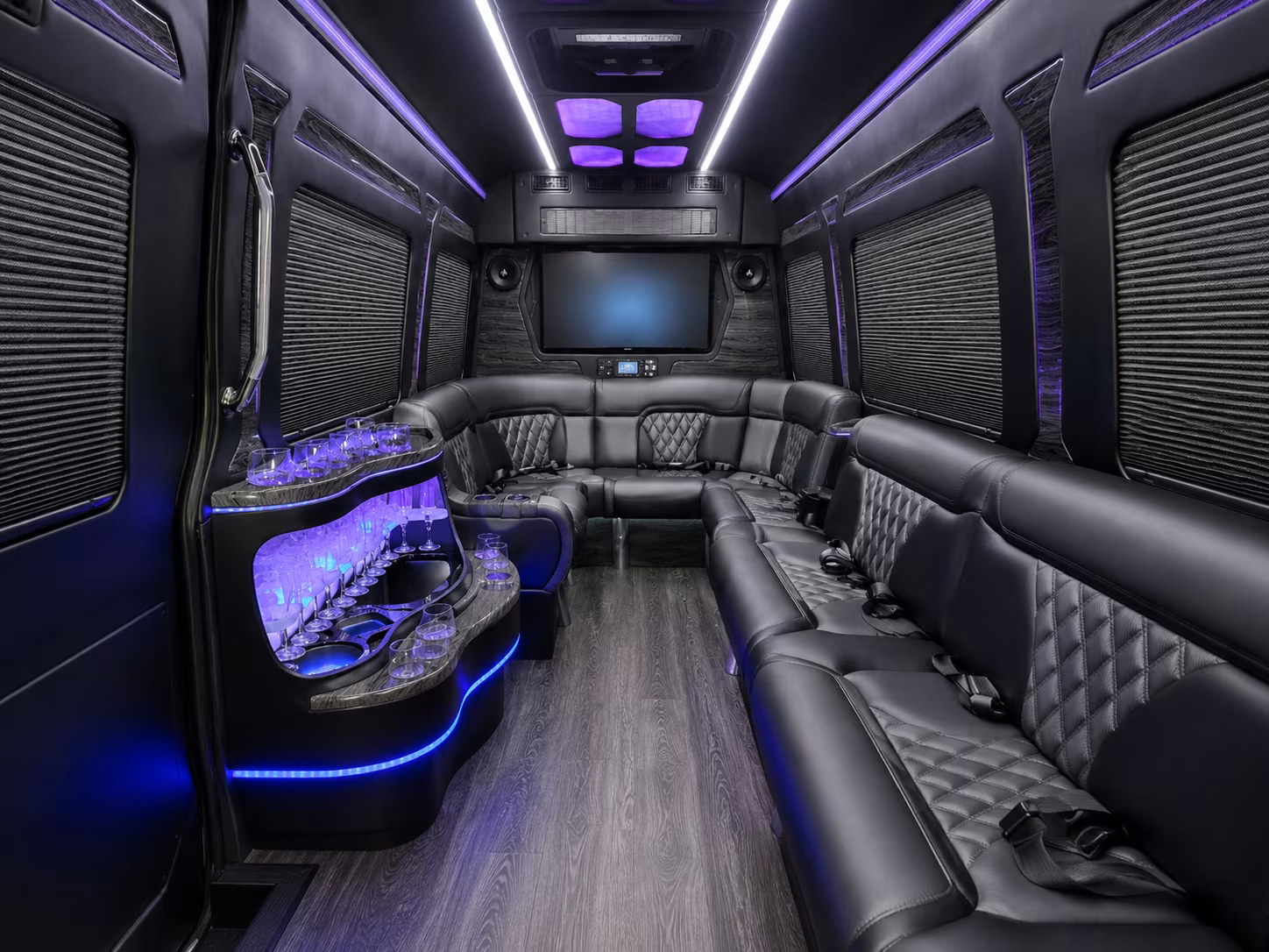 oxnard custom day trip and driving tour bus rentals
